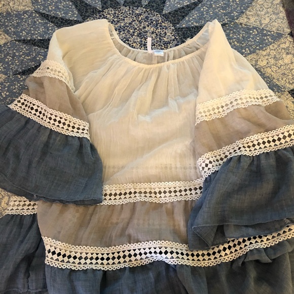 Blouse - Picture 2 of 2